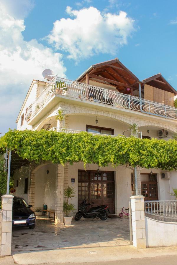 Apartments Hrabar Trogir Ngoại thất bức ảnh