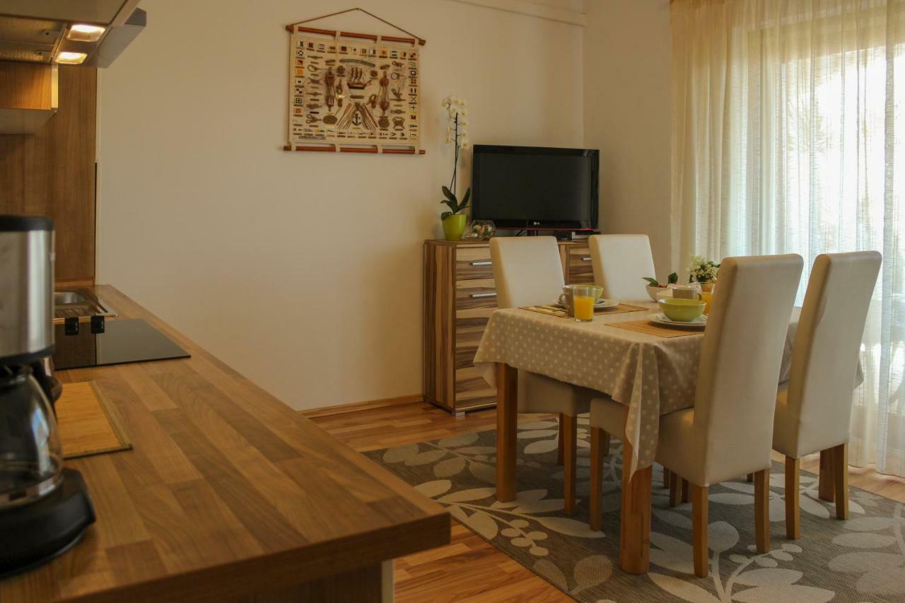 Apartments Hrabar Trogir Ngoại thất bức ảnh