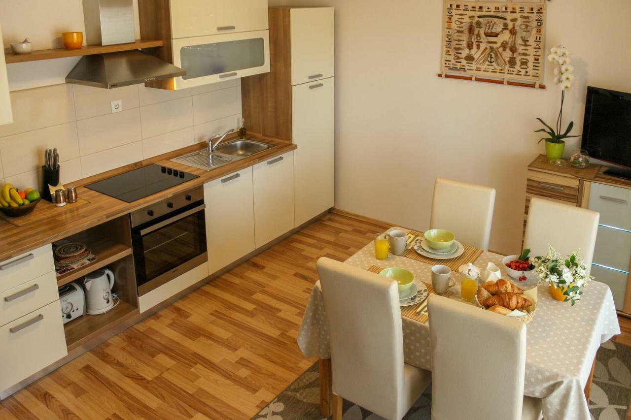 Apartments Hrabar Trogir Ngoại thất bức ảnh