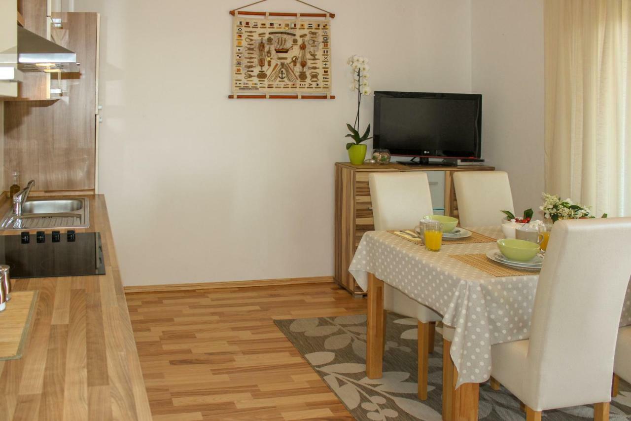 Apartments Hrabar Trogir Ngoại thất bức ảnh