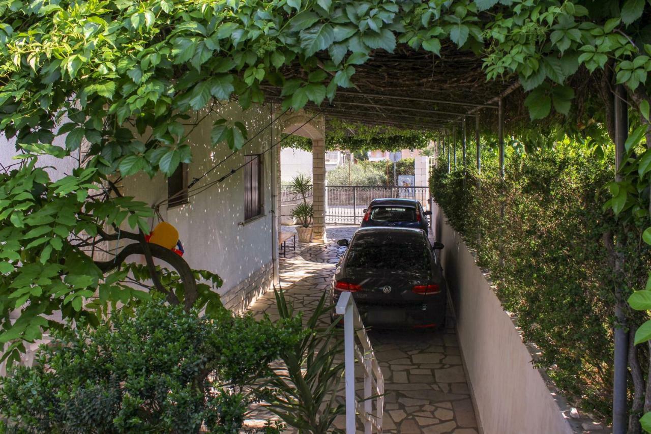Apartments Hrabar Trogir Ngoại thất bức ảnh